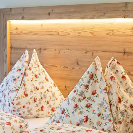 Luxurious Apartment With Sauna In Koenigsleiten Wald im Pinzgau Eksteriør bilde