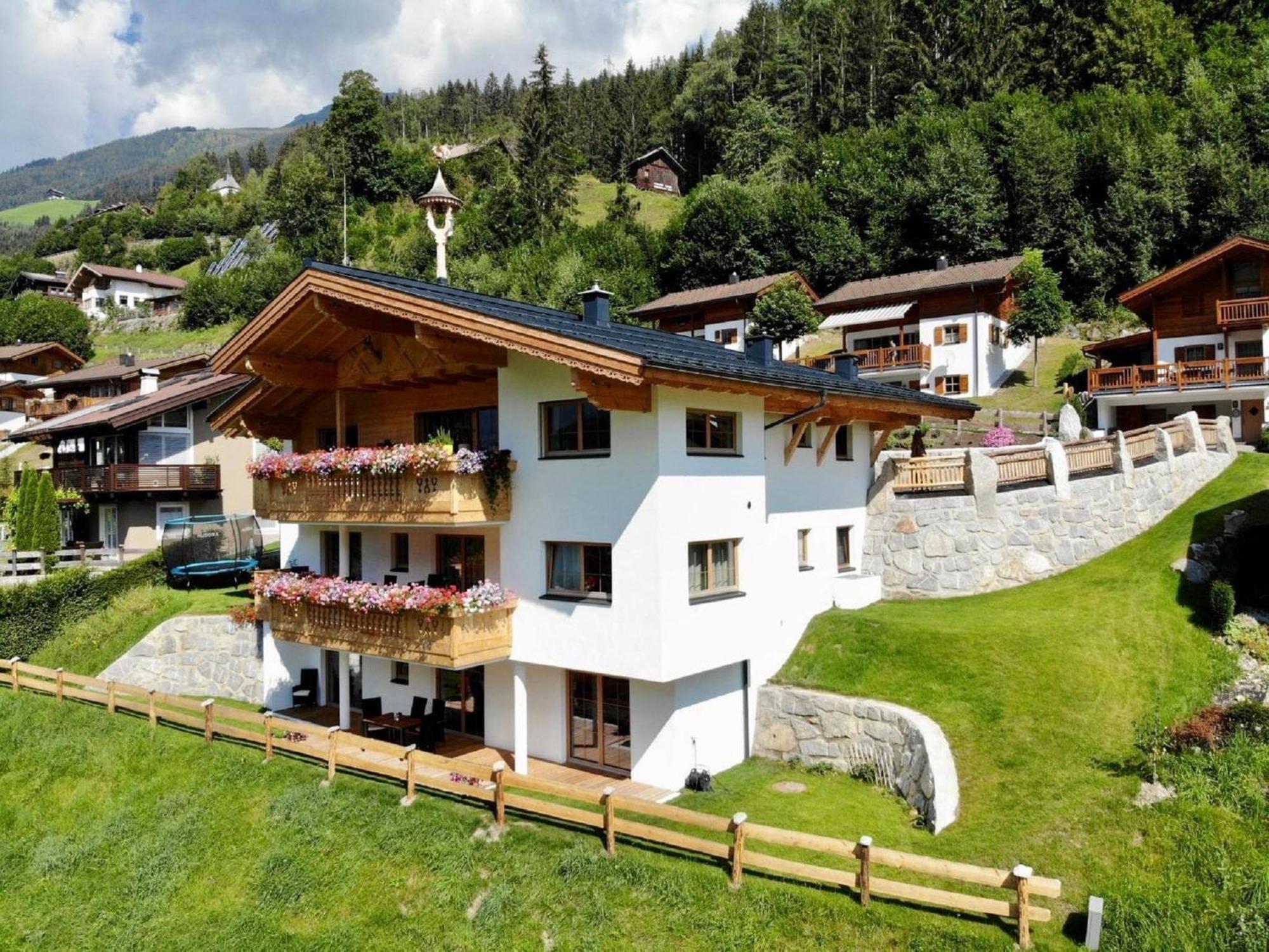 Luxurious Apartment With Sauna In Koenigsleiten Wald im Pinzgau Eksteriør bilde