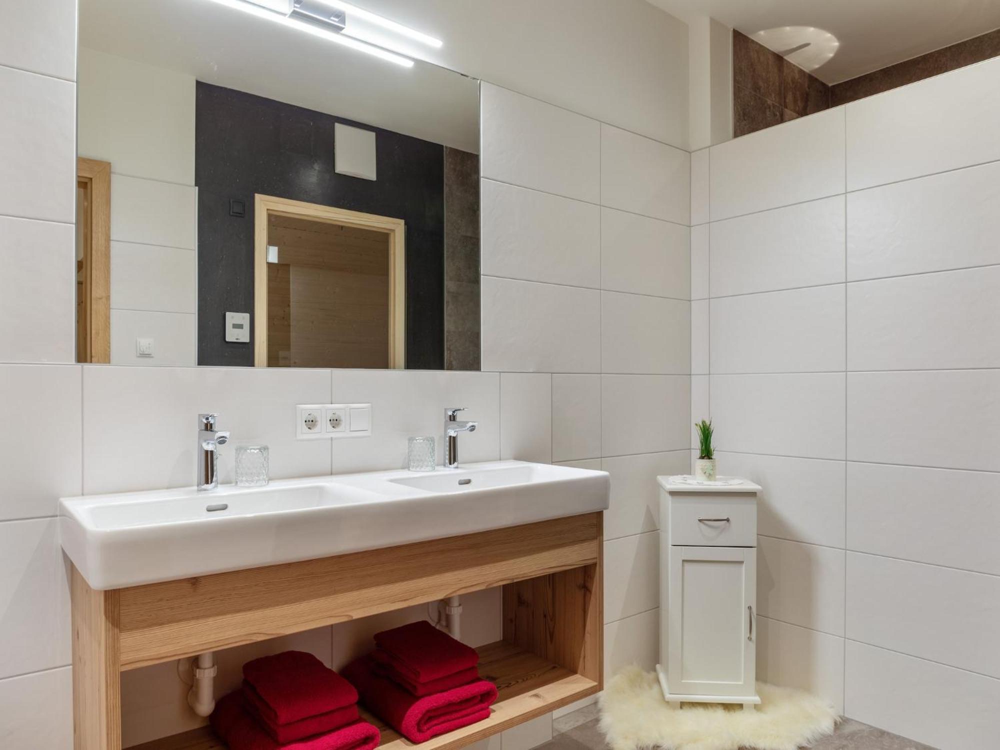 Luxurious Apartment With Sauna In Koenigsleiten Wald im Pinzgau Eksteriør bilde